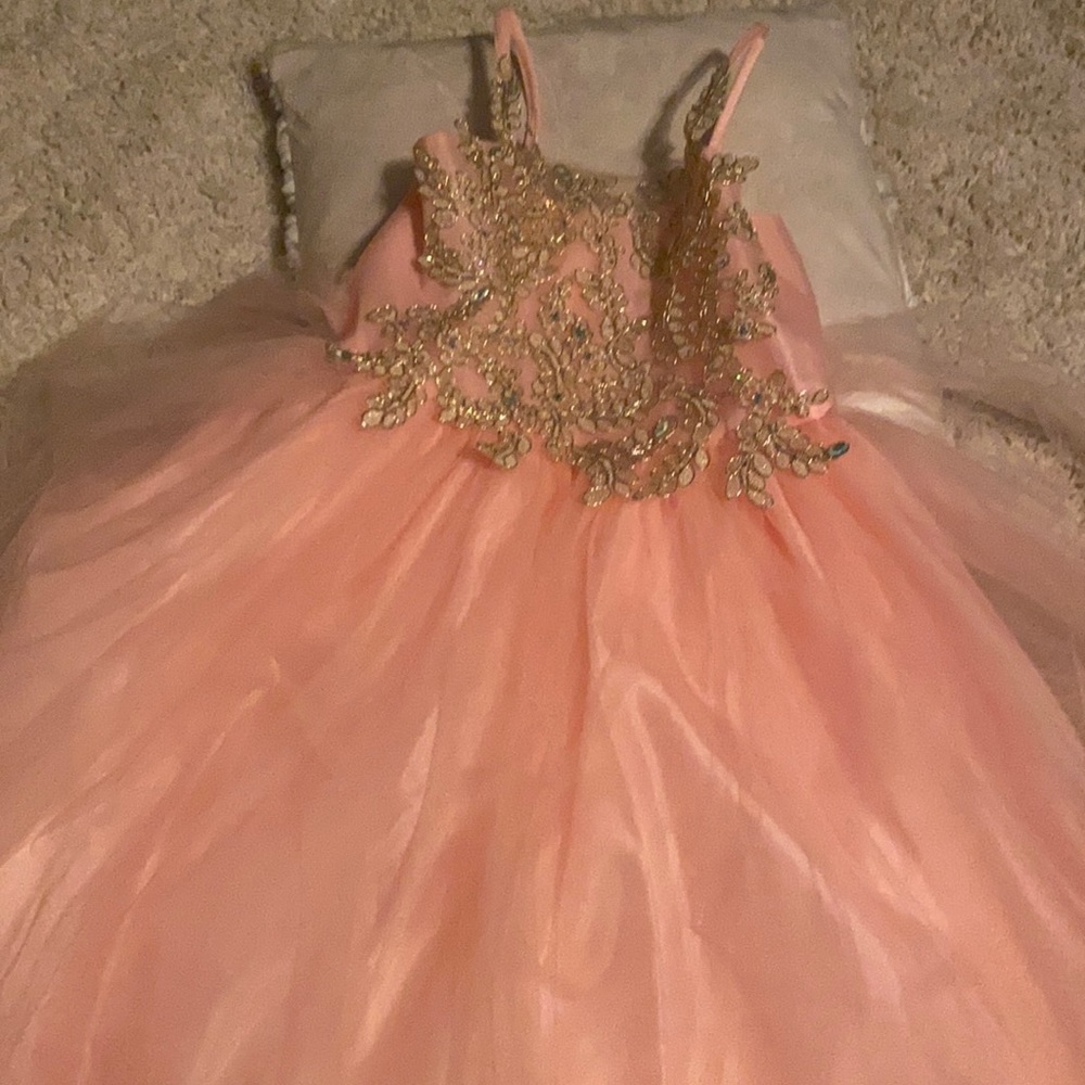 Girl dress